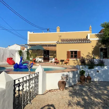 Villa Quinta Do Pinto - Holiday Near Faro, Algarve - 4 Bedroom, Pool, Rooftop Terrace