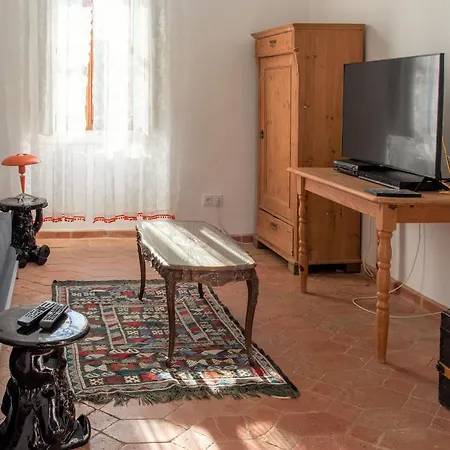 Quinta Do Pinto - Holiday Near Faro, Algarve - 4 Bedroom, Pool, Rooftop Terrace Villa Poco do Vale