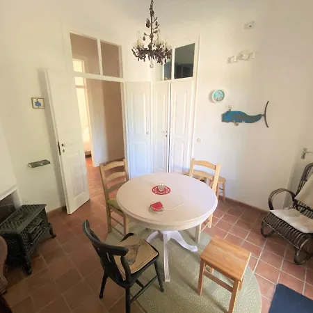 Quinta Do Pinto - Holiday Near Faro, Algarve - 4 Bedroom, Pool, Rooftop Terrace