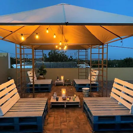 Quinta Do Pinto - Holiday Near Faro, Algarve - 4 Bedroom, Pool, Rooftop Terrace Villa Poco do Vale