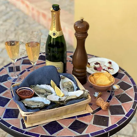 Quinta Do Pinto - Holiday Near Faro, Algarve - 4 Bedroom, Pool, Rooftop Terrace Villa