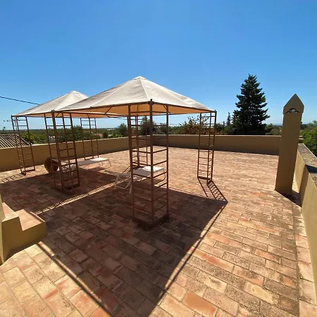 Quinta Do Pinto - Holiday Near Faro, Algarve - 4 Bedroom, Pool, Rooftop Terrace *