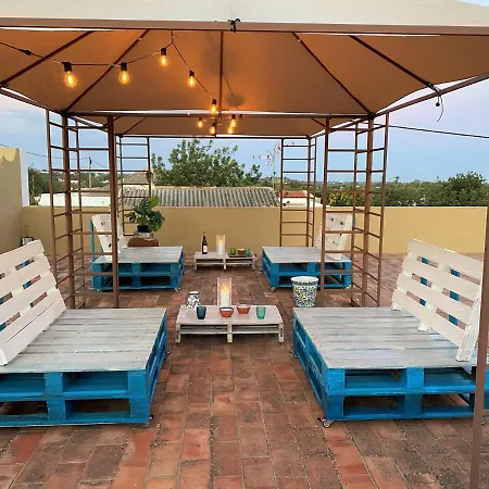Quinta Do Pinto - Holiday Near Faro, Algarve - 4 Bedroom, Pool, Rooftop Terrace *